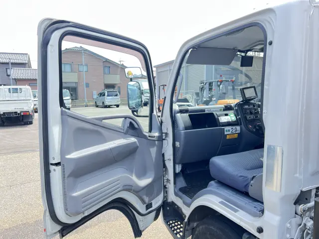 三菱 キャンター PDG-FE73D(2WD)の写真41