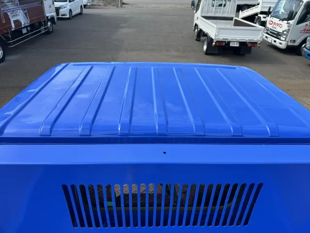 いすゞ エルフ TPG-NJR85AD(2WD)の写真5