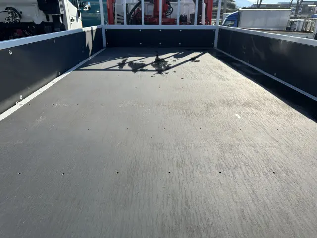 三菱 キャンター 2PG-FEB80(2WD)の写真8