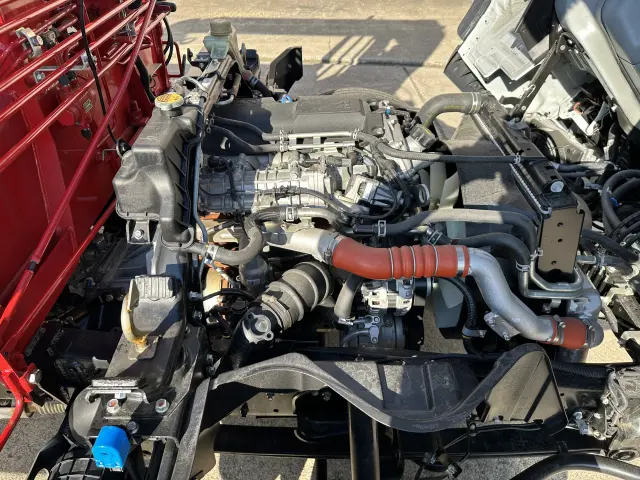 三菱 キャンター 2PG-FEB80(2WD)の写真13