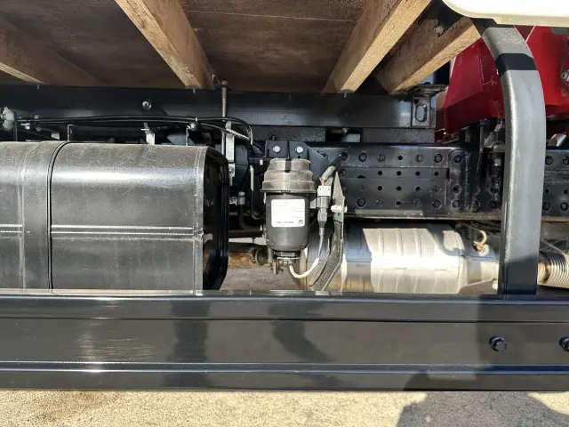 三菱 キャンター 2PG-FEB80(2WD)の写真15