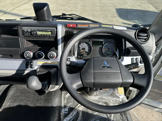 三菱 キャンター 2PG-FEB80(2WD)の写真17