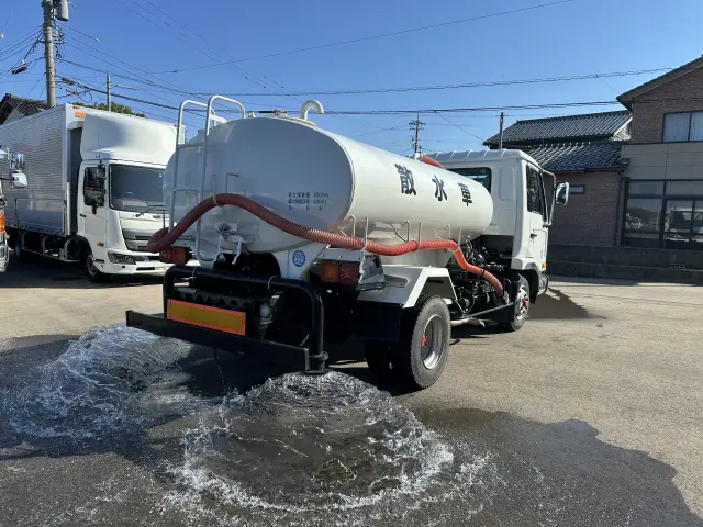 UD コンドル KK-MK212AB(2WD)の写真2