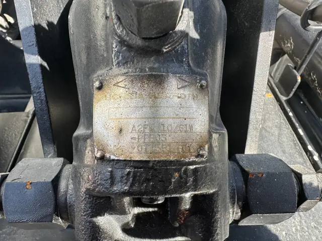 UD コンドル KK-MK212AB(2WD)の写真6