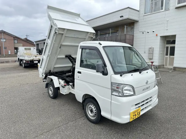 ダイハツ ハイゼットトラック EBD-S211P(4WD)の写真3