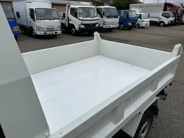 ダイハツ ハイゼットトラック EBD-S211P(4WD)の写真9