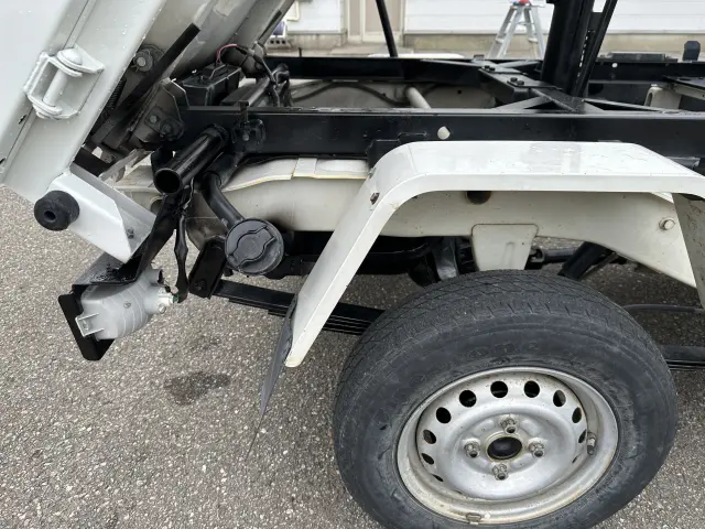 ダイハツ ハイゼットトラック EBD-S211P(4WD)の写真20