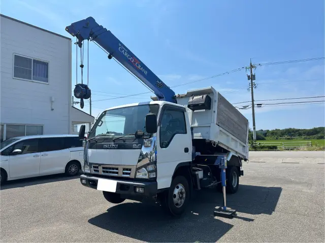 いすゞ エルフ PA-NPR81DR(2WD)の写真1
