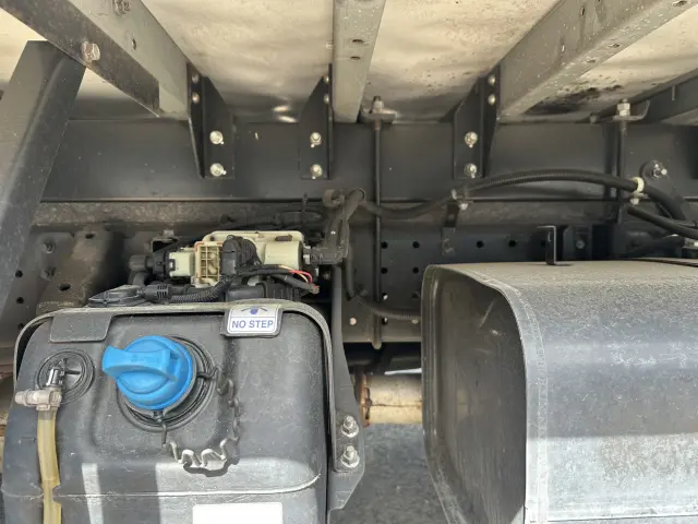 三菱 キャンター 2RG-FEB50(2WD)の写真16