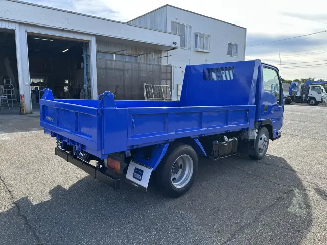 いすゞ エルフ TPG-NKR85AD(2WD)の写真2