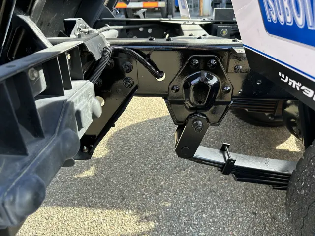 いすゞ エルフ TPG-NKR85AD(2WD)の写真22