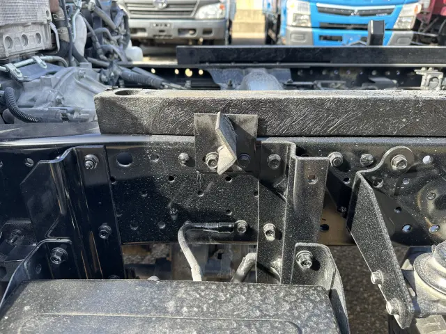 いすゞ エルフ TPG-NKR85AD(2WD)の写真23