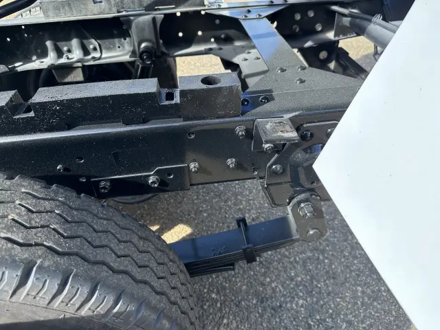 いすゞ エルフ TPG-NKR85AD(2WD)の写真24