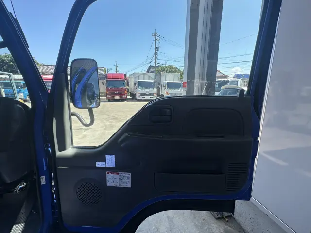 いすゞ エルフ TPG-NKR85AD(2WD)の写真28