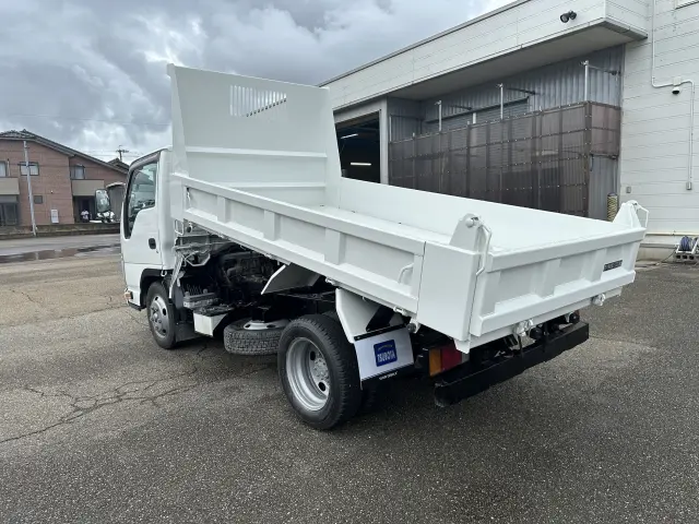 いすゞ エルフ NJR85AN(2WD)の写真4