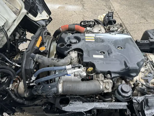 いすゞ エルフ NJR85AN(2WD)の写真9