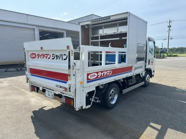 いすゞ エルフ NPR85(2WD)の写真4