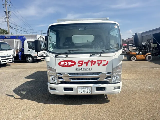 いすゞ エルフ NPR85(2WD)の写真5