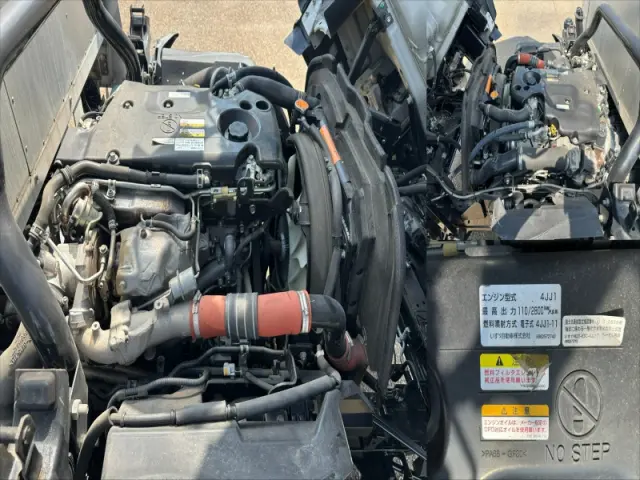 いすゞ エルフ NPR85(2WD)の写真7