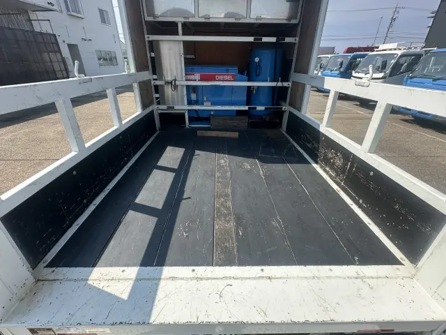 いすゞ エルフ NPR85(2WD)の写真11