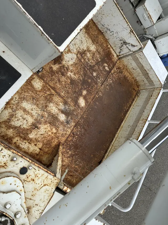 いすゞ エルフ NKR72E3N(2WD)の写真14