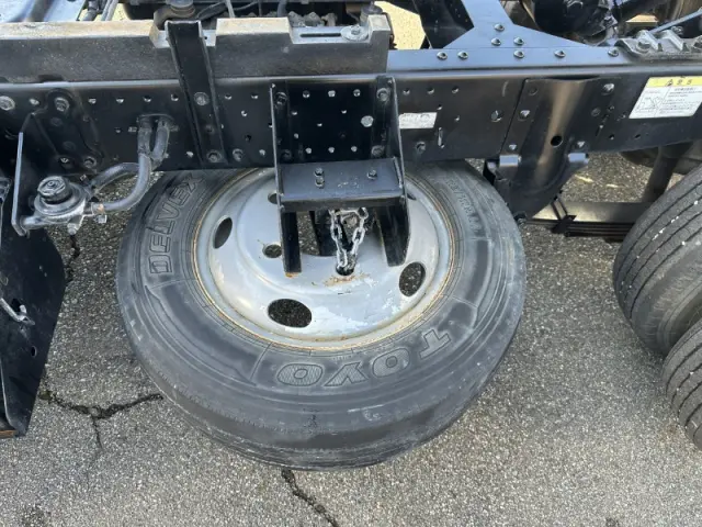 いすゞ エルフ TPG-NKR85AD(2WD)の写真16