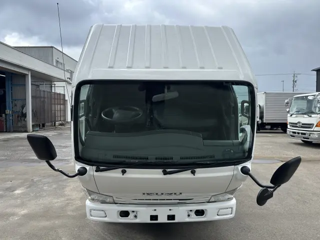 いすゞ エルフ NJR85AN(2WD)の写真5