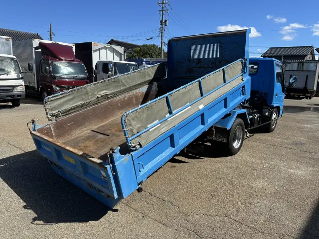 いすゞ エルフ NKR81GN(2WD)の写真2