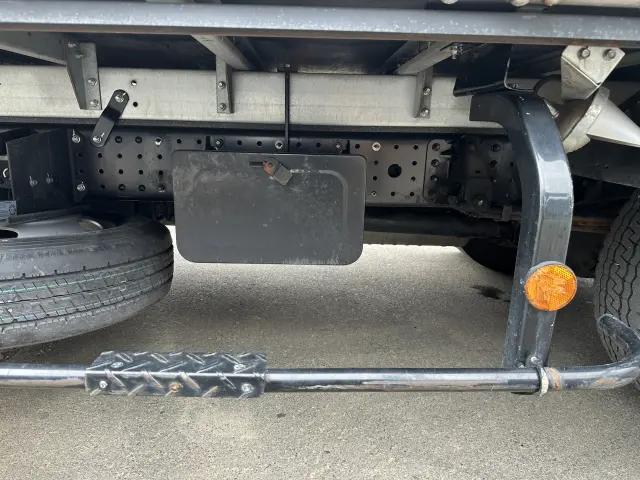 三菱 キャンター FEB50(2WD)の写真16