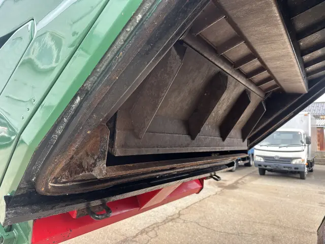 三菱 ファイター TKG-FK71F(2WD)の写真9