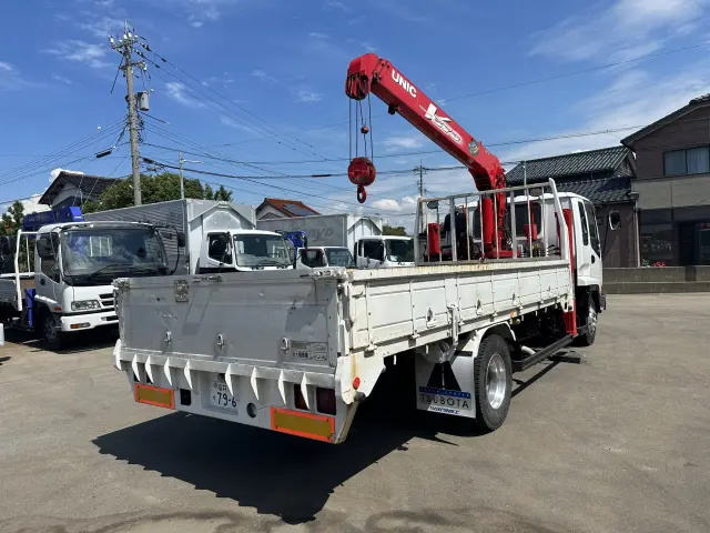いすゞ フォワード 6HH1(2WD)の写真6