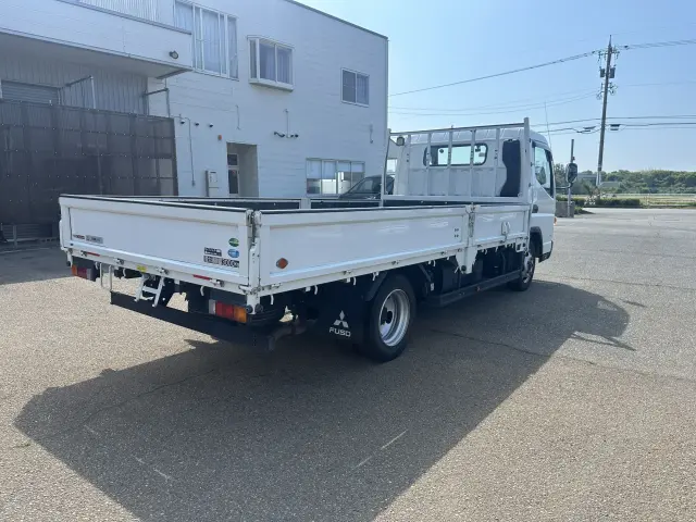 三菱 キャンター FEB50(2WD)の写真2