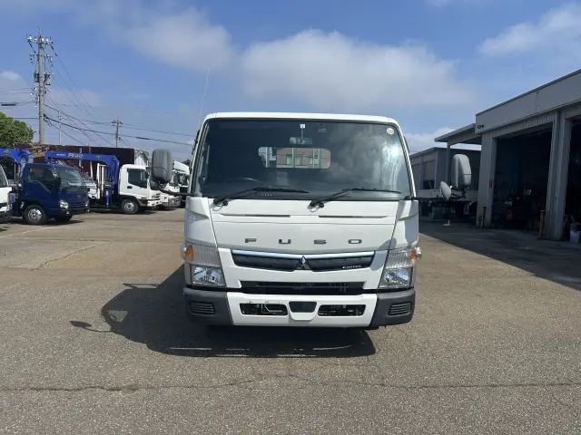 三菱 キャンター FEB50(2WD)の写真5