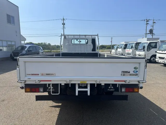 三菱 キャンター FEB50(2WD)の写真7