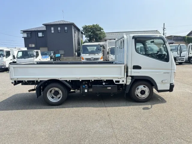 三菱 キャンター FBA20(2WD)の写真5
