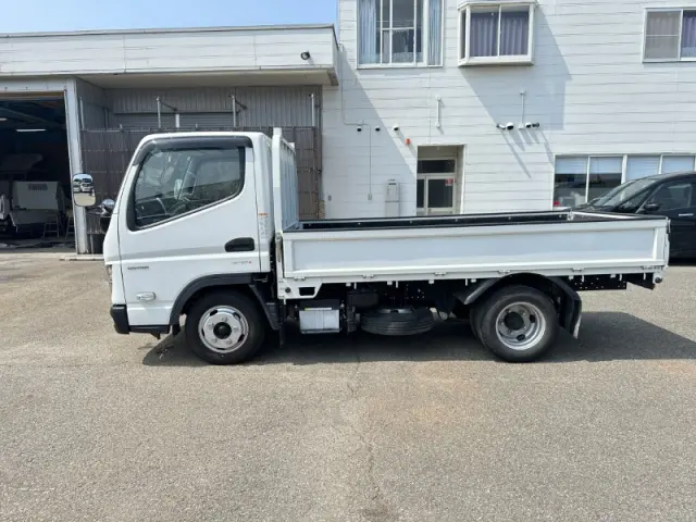 三菱 キャンター FBA20(2WD)の写真6