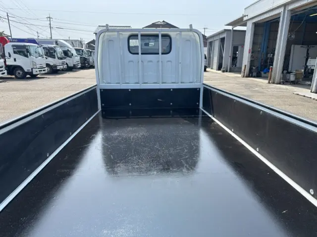 三菱 キャンター FBA20(2WD)の写真8