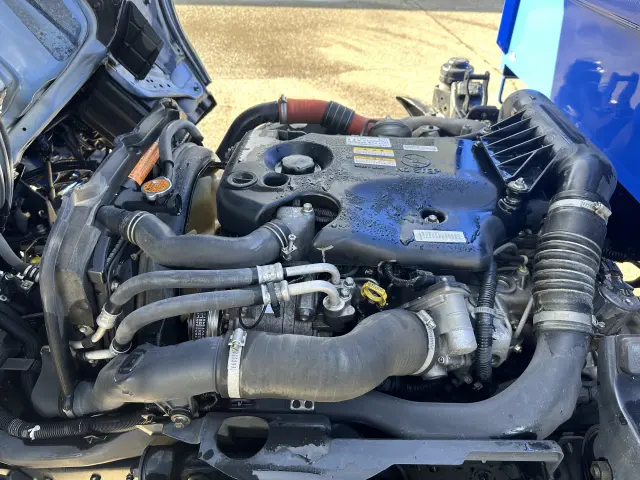 いすゞ エルフ BKG-NJR85AD(2WD)の写真10