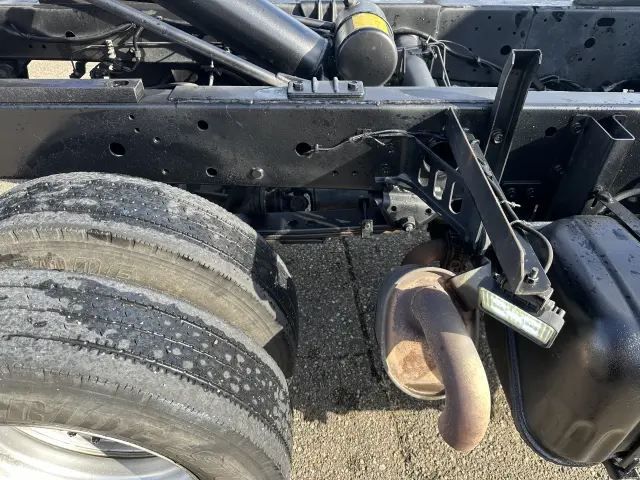 いすゞ エルフ BKG-NJR85AD(2WD)の写真30