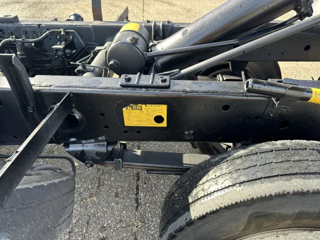 いすゞ エルフ BKG-NJR85AD(2WD)の写真34