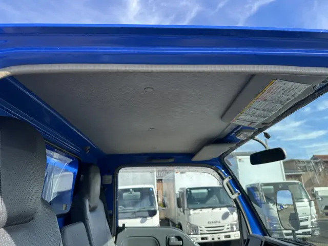 いすゞ エルフ BKG-NJR85AD(2WD)の写真41