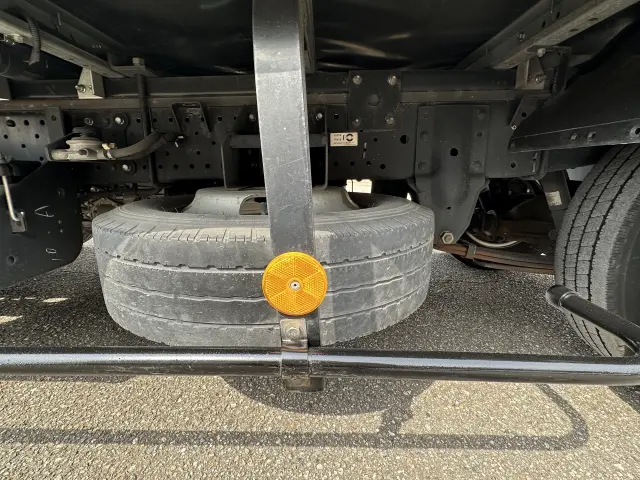 いすゞ エルフ TRG-NHR85AN(2WD)の写真29