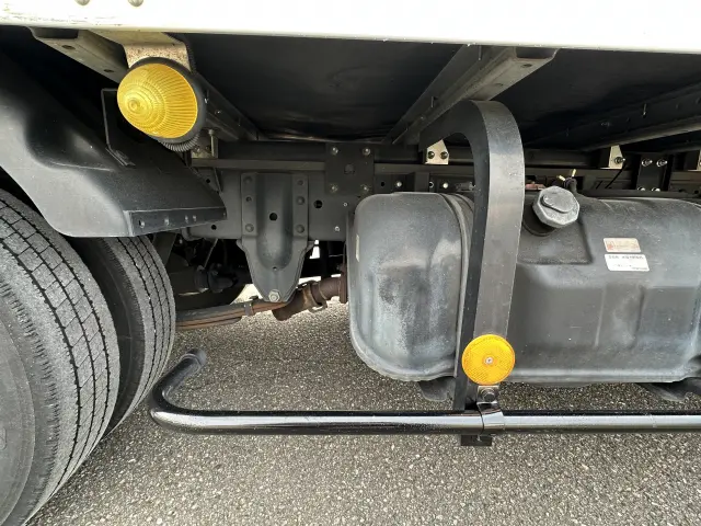 いすゞ エルフ TRG-NHR85AN(2WD)の写真30