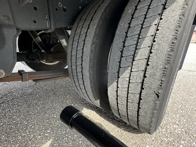 いすゞ エルフ TRG-NHR85AN(2WD)の写真33