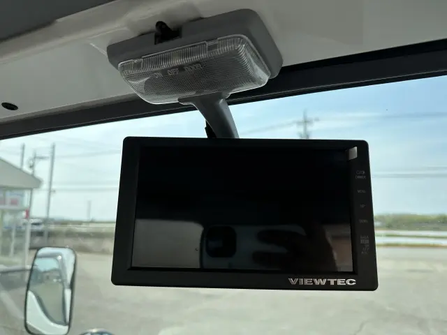 いすゞ エルフ TRG-NHR85AN(2WD)の写真36