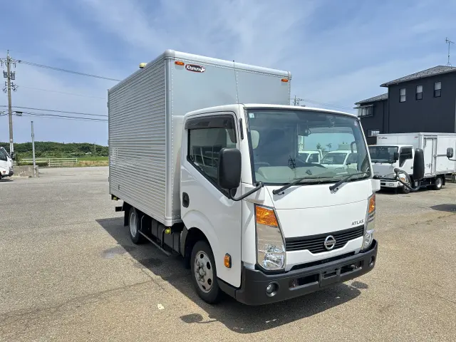 日産 アトラス TKG-SZ2F24(2WD)の写真3