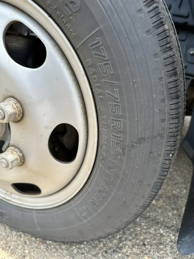 日産 アトラス TKG-SZ2F24(2WD)の写真16