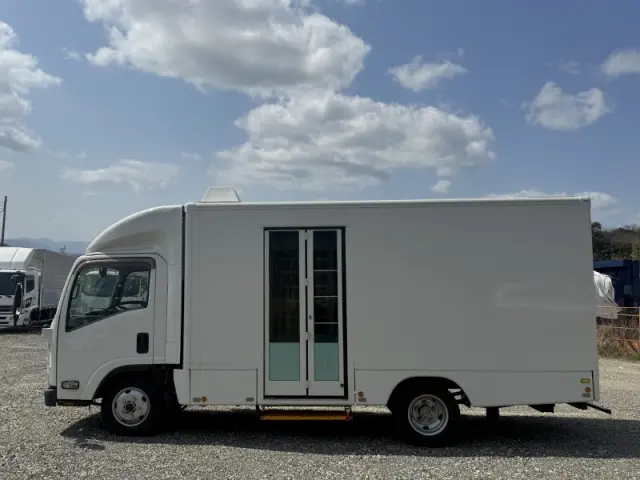 いすゞ エルフ SDG-NMS85AN(2WD)の写真8