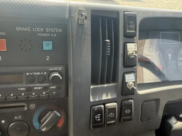 いすゞ エルフ SDG-NMS85AN(2WD)の写真19