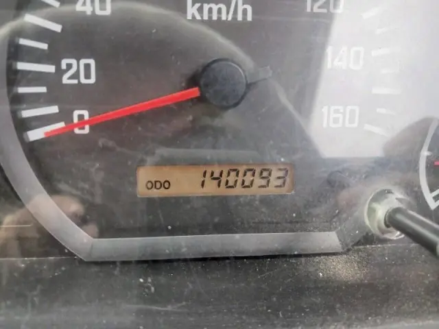 いすゞ エルフ BKG-NKR85AD(2WD)の写真17